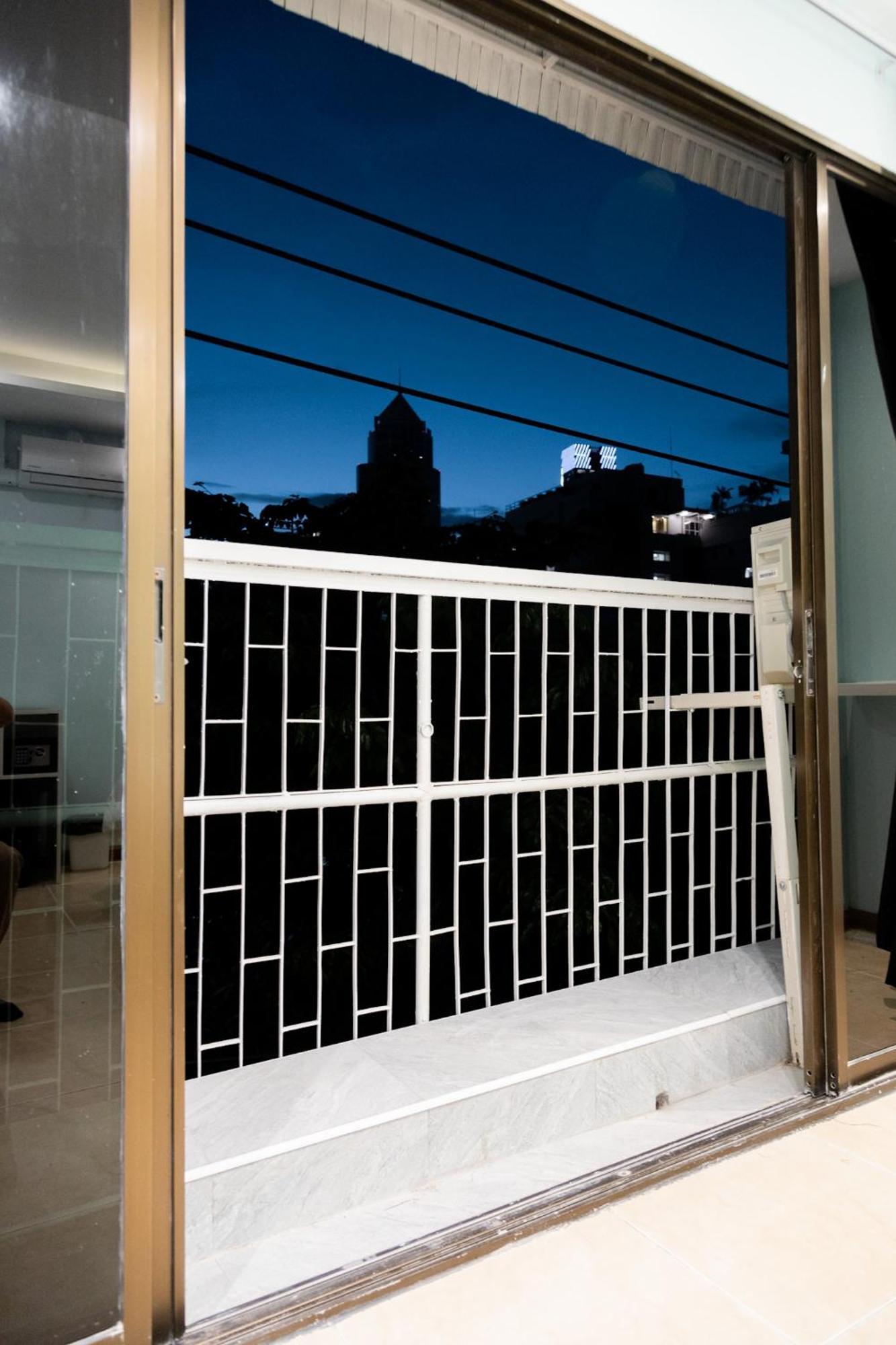 Cozy Stay Inn Bangkok Eksteriør billede